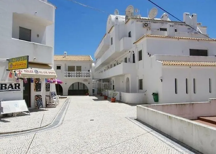 Oura T1 200m Apartman Albufeira